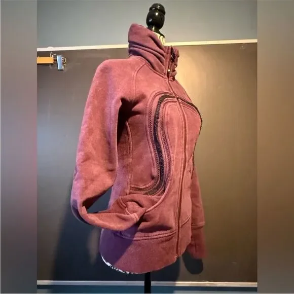 Lululemon Cuddle Up Scuba Hoodie – Plum / Wine - Picture 3 of 6